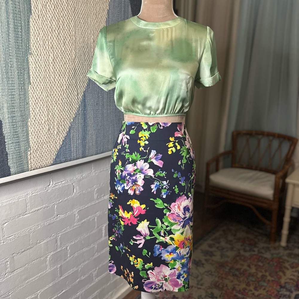 NWT Topshop Green Cuffed Sleeve Crop Top with Waist Tie Detail - Picture 3 of 10